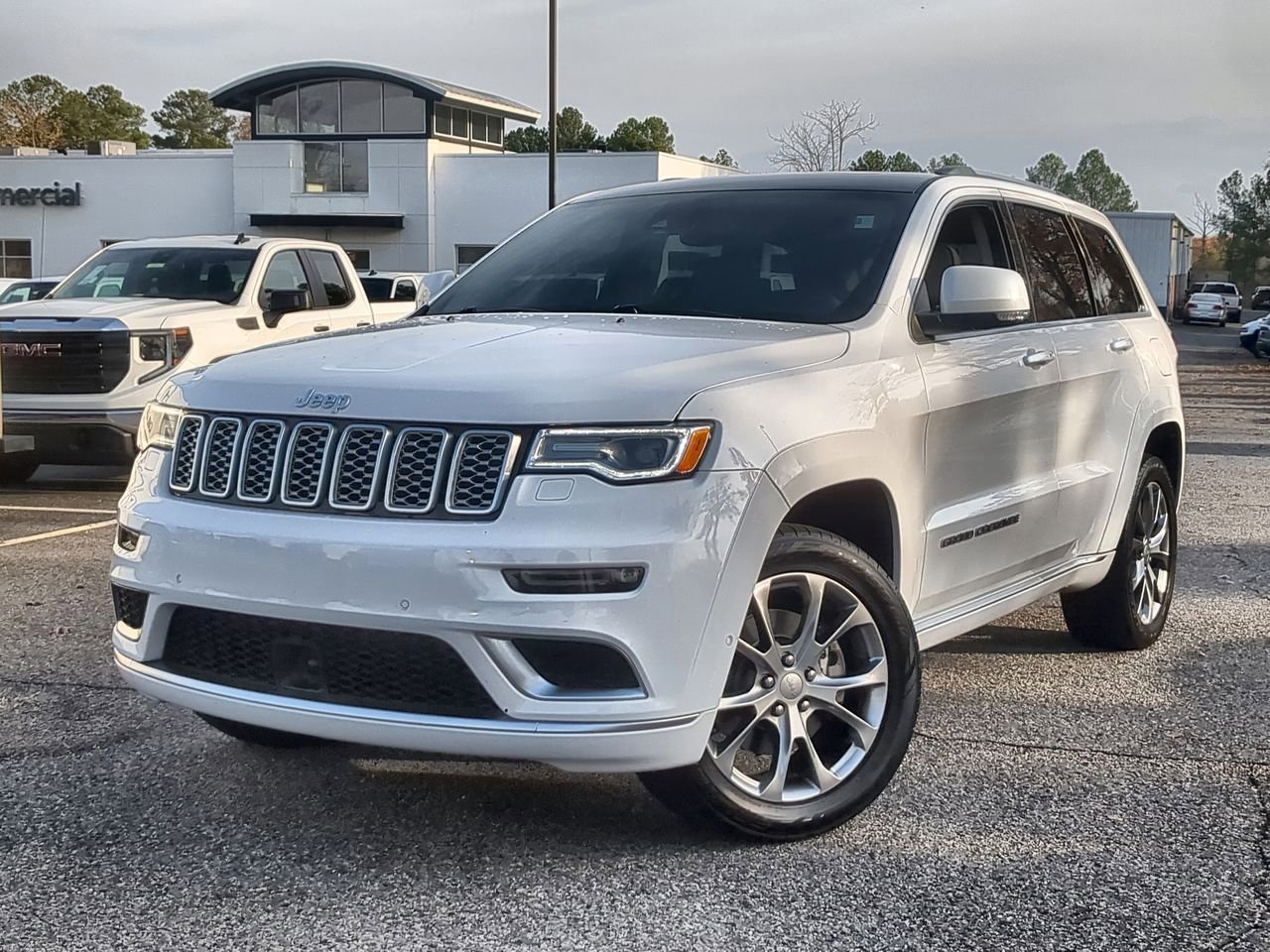 2020 Jeep Grand Cherokee Summit