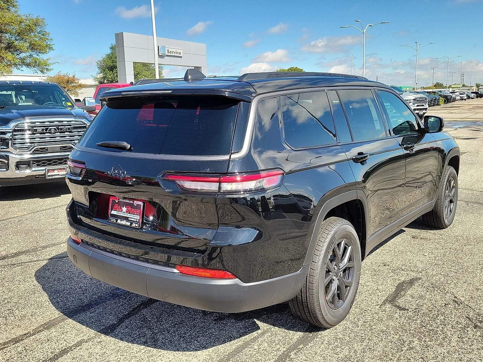 New 2027 High Gloss Black Jeep L LAREDO ALTITUDE 4X4 image 4