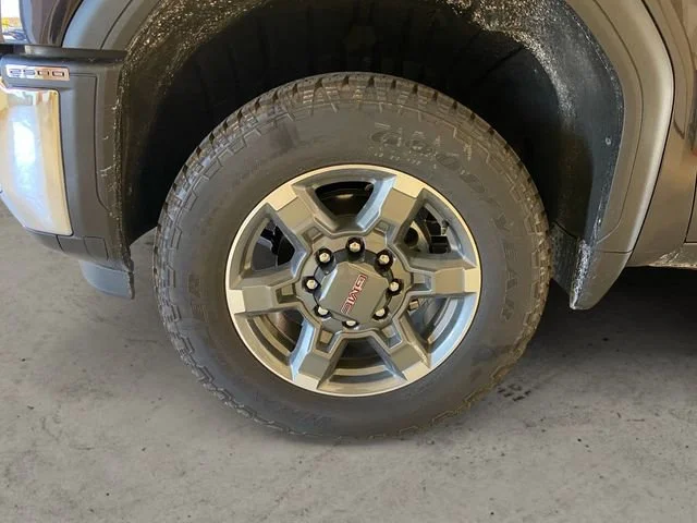 New 2026 Titanium Rush Metallic GMC SLE image 15