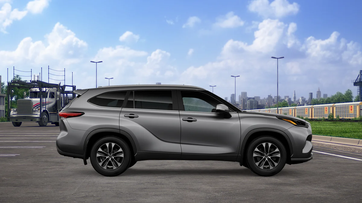 New 2026 Heavy Metal Toyota XLE image 12