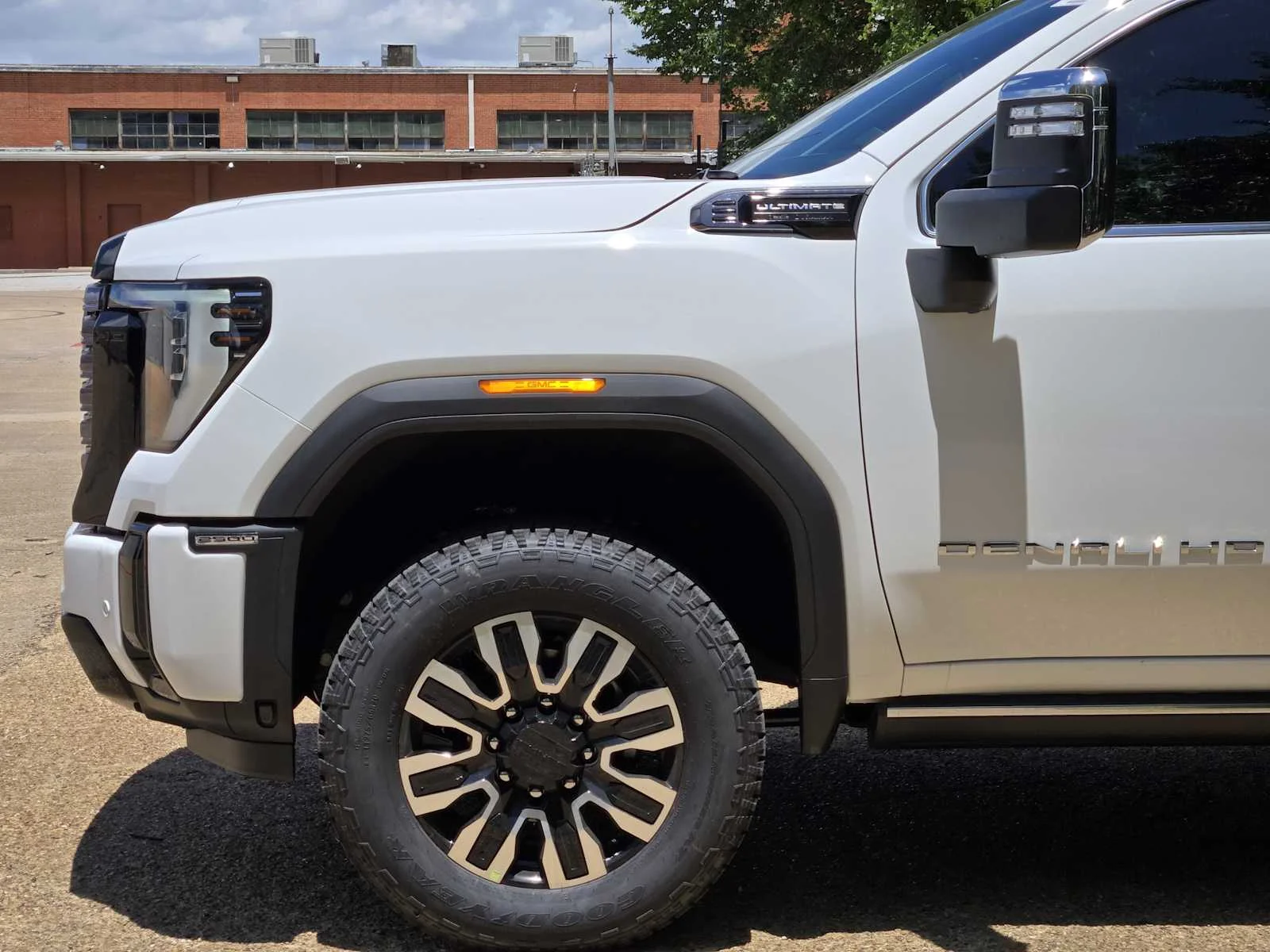 New 2026 Summit White GMC Denali Ultimate image 6