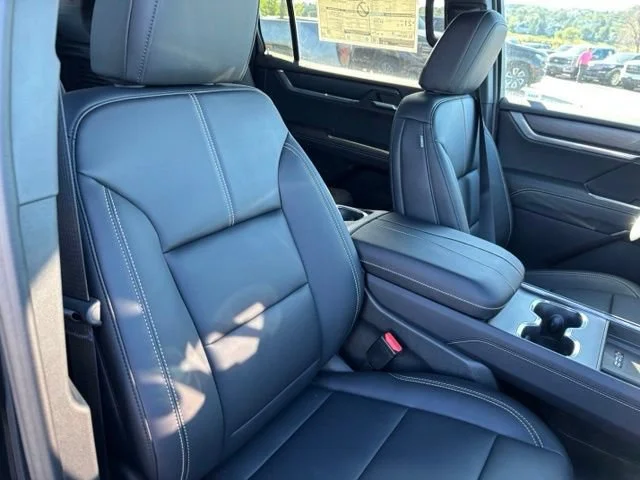 New 2026 Ebony Twilight Metallic GMC Elevation image 25