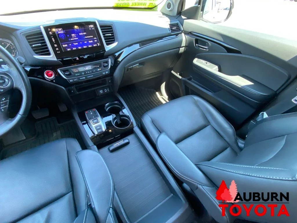 Used 2020 Platinum White Pearl Honda RTL-E image 28
