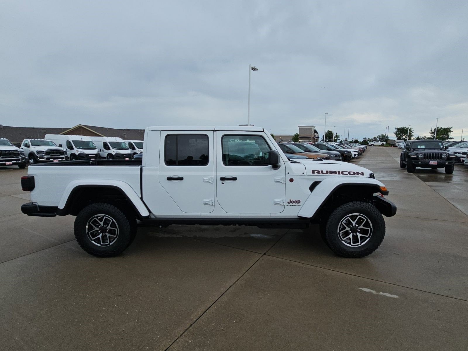 New 2026 Bright White Clearcoat Jeep Rubicon image 6
