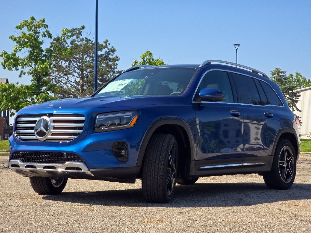 New 2026 Starling Blue Metallic Mercedes-Benz GLB 250 image 12