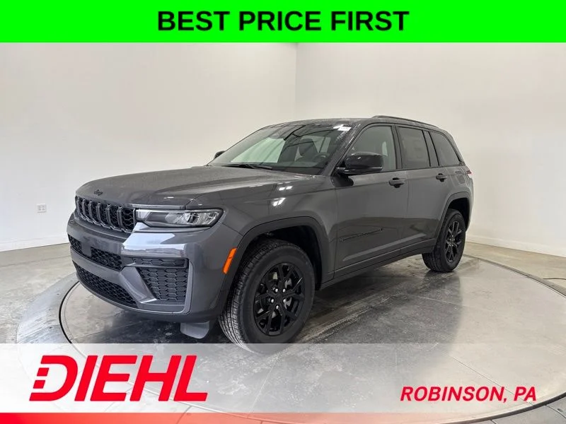 New 2026 Baltic Gray Metallic Clearcoat Jeep Altitude image 3