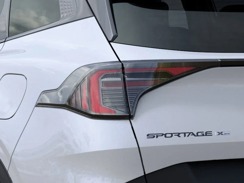 New 2026 White Kia X-Pro Prestige image 11