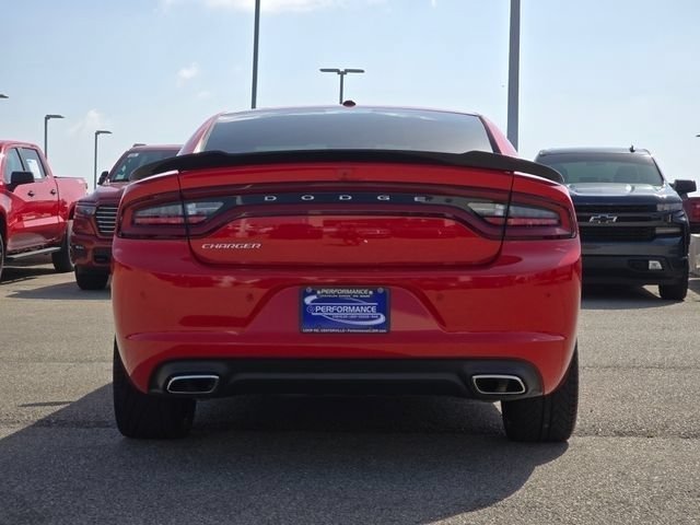 Used 2022 Torred Clearcoat Dodge SXT image 20