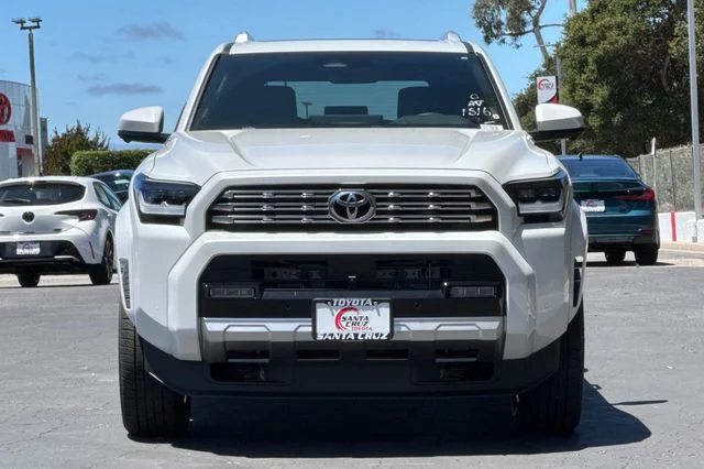 New 2026 Wind Chill Pearl <sup>1</sup> Toyota 4Runner Limited image 9