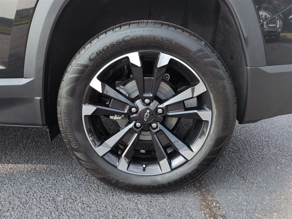 New 2026 Mosaic Black Metallic Chevrolet RS image 58