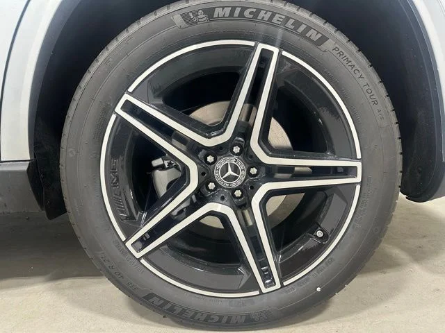 New 2026  Mercedes-Benz GLS 450 image 21