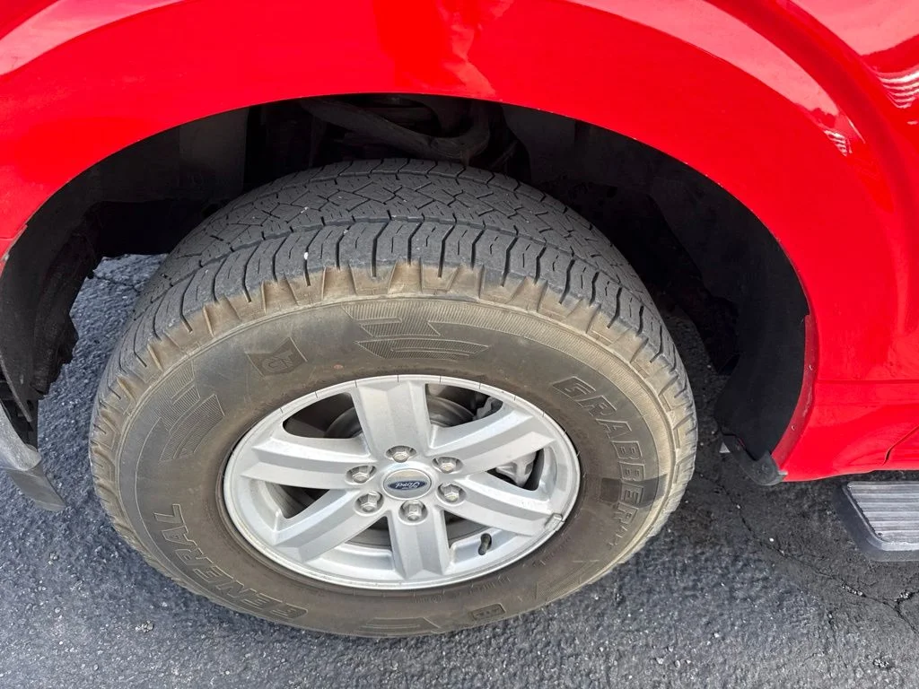 Used 2022 Race Red Ford XLT image 17