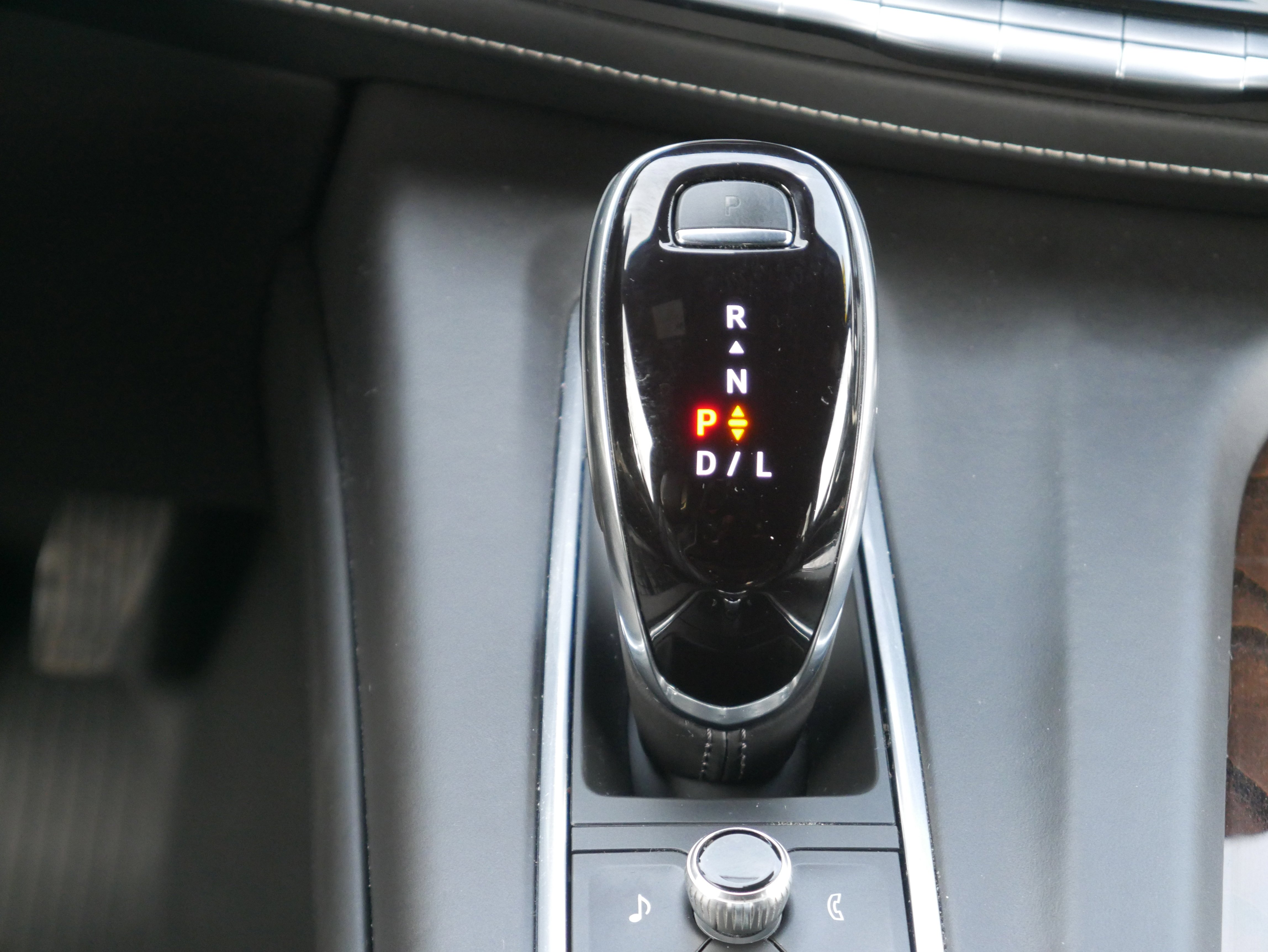 Used 2021 Black Raven Cadillac Premium Luxury Platinum image 30