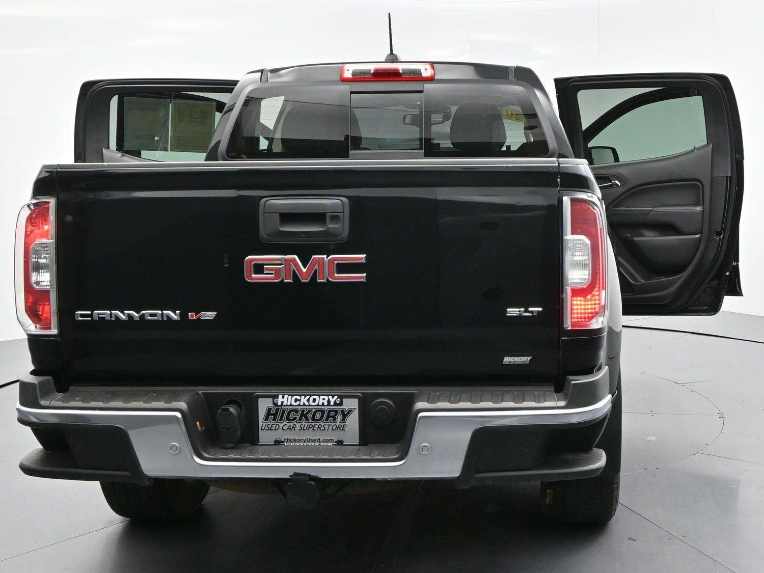 Used 2019 Onyx Black GMC 4WD SLT image 46