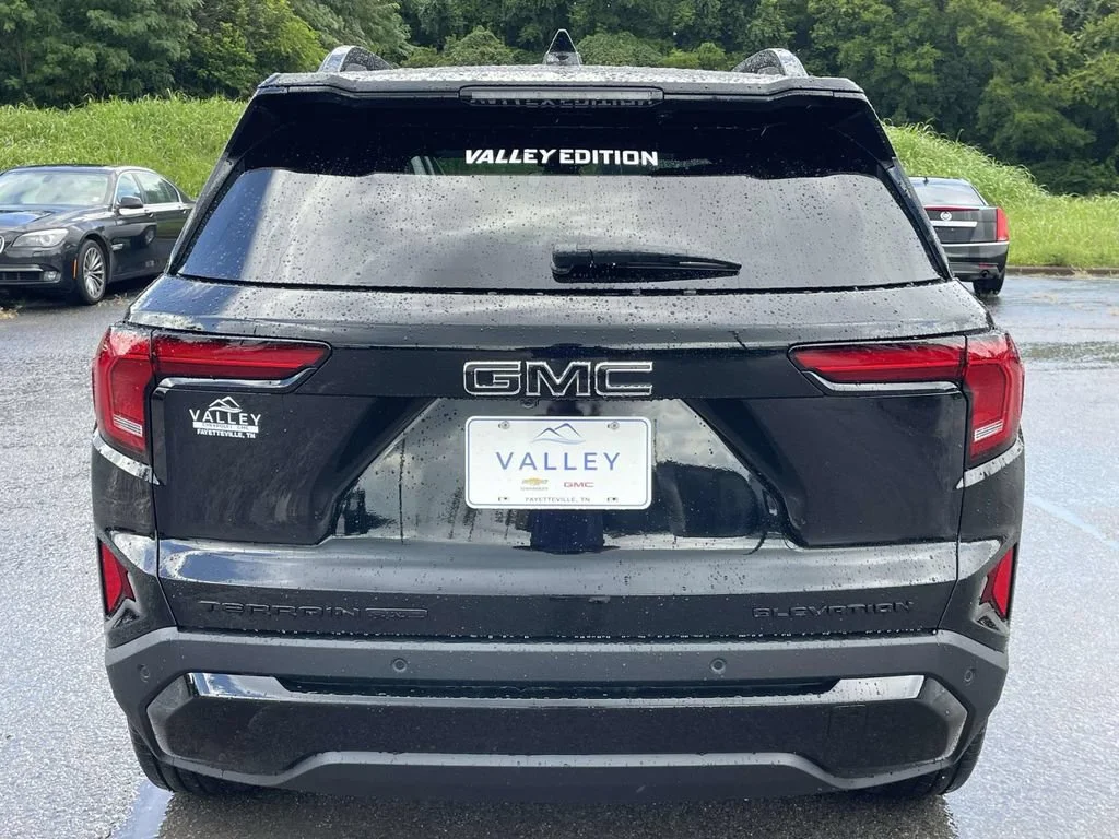 New 2027 Ebony Twilight Metallic GMC Elevation image 4