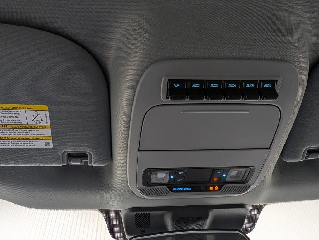 New 2026 Oxford White Ford F-250® XL image 9