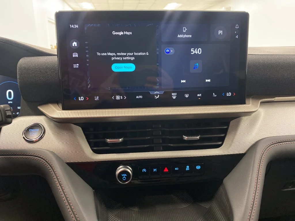 New 2027 Black Ford Active image 22
