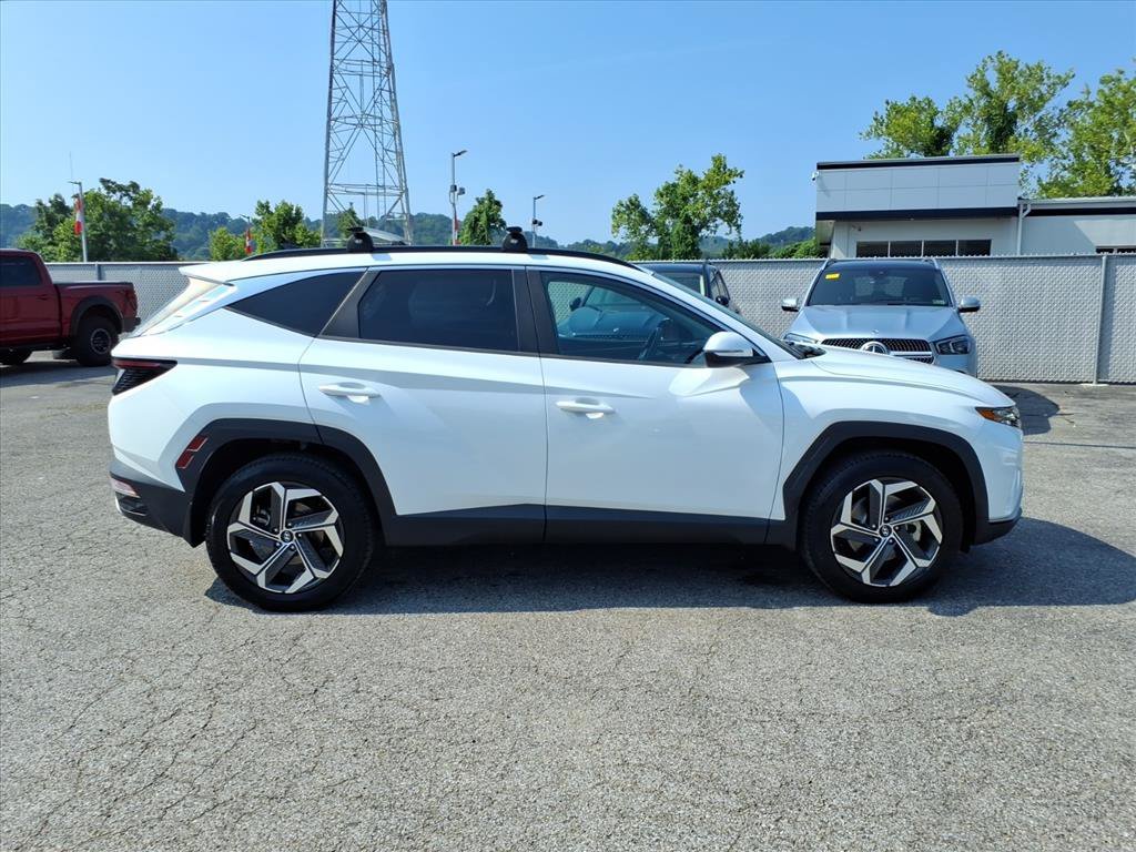 Used 2022 Quartz White Hyundai SEL image 2