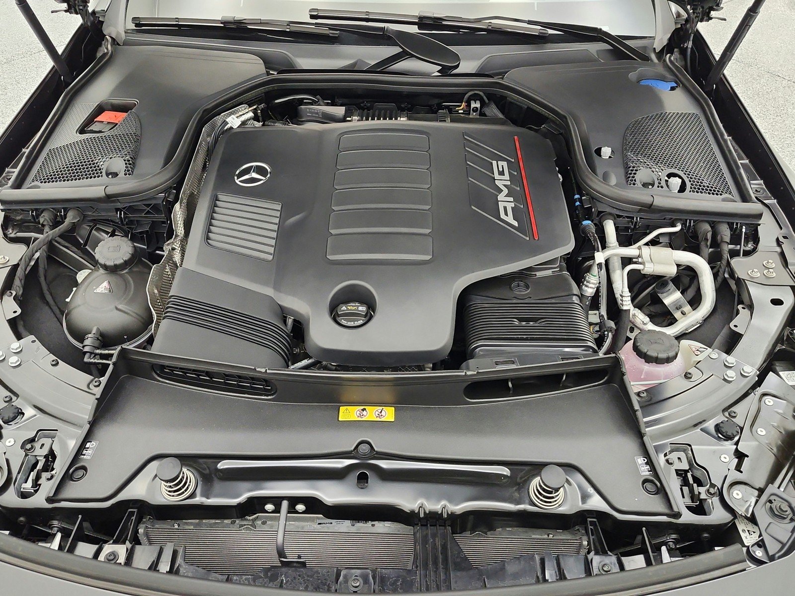 New 2026 MANUFAKTUR Graphite Grey Magno Mercedes-Benz AMG® GT 43 4-Door Coupe image 13