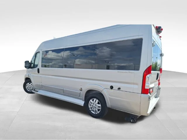 Used 2022 Silver Ram High Roof image 5