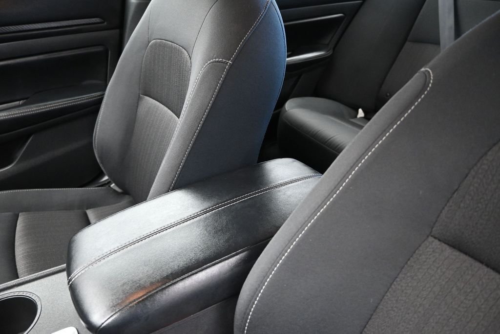 2025 Nissan Altima SV - Photo 14