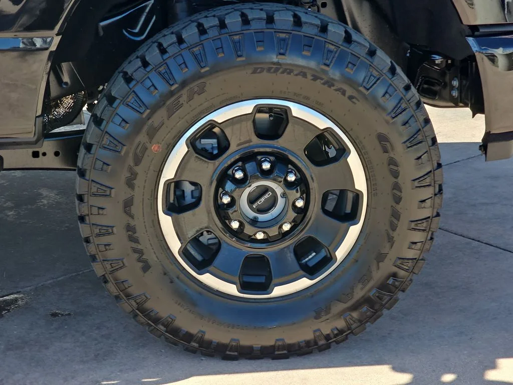 New 2026 Agate Black Metallic Ford F-250® Lariat® image 39