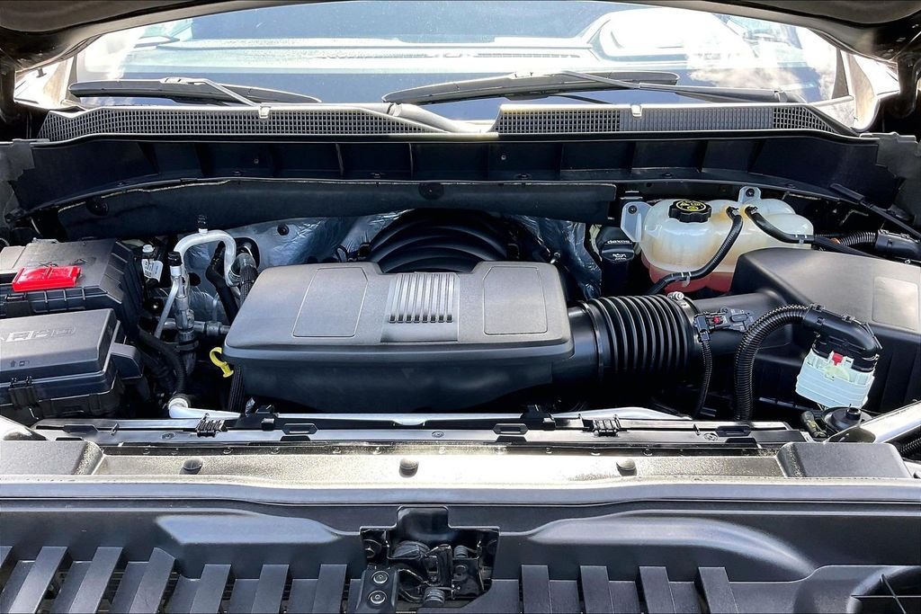 Used 2023 Black Chevrolet LT image 31