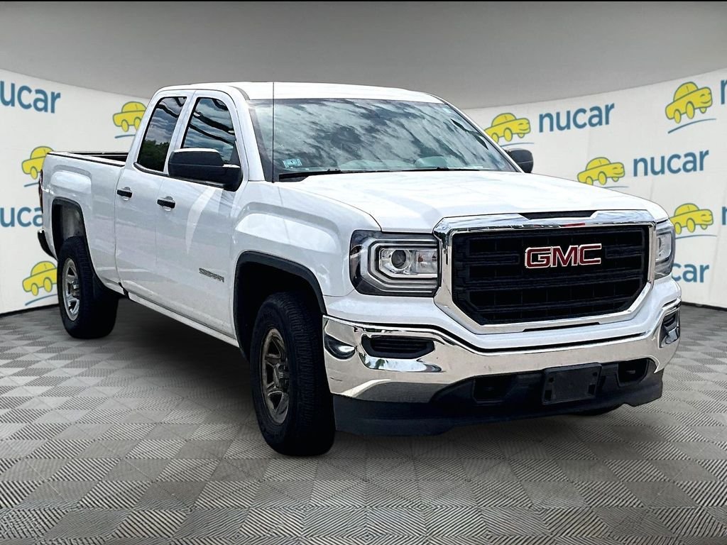 2018 GMC Sierra 4WD Double Cab Standard Box's photo