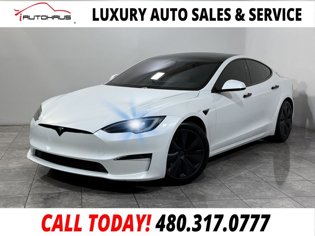 2023 Tesla Model S Standard Range's photo