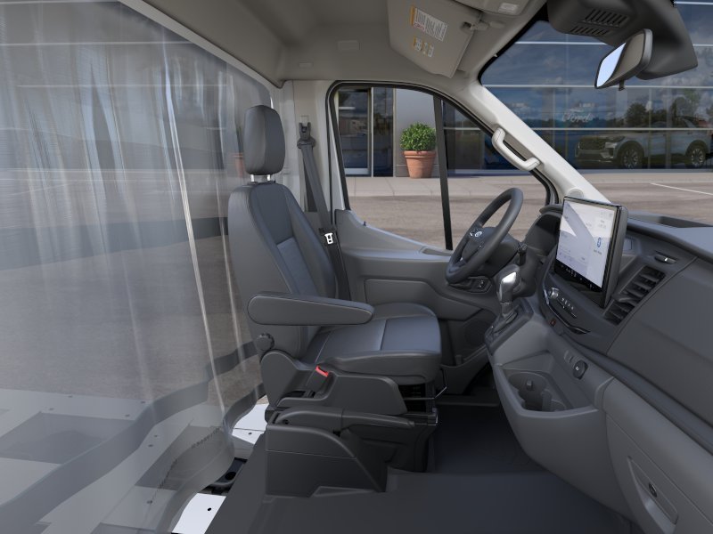 New 2026 Oxford White Ford Cutaway image 11