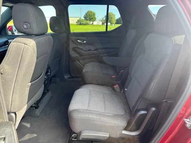Used 2023 RADIANT RED TINTCOAT Chevrolet LT Cloth image 29