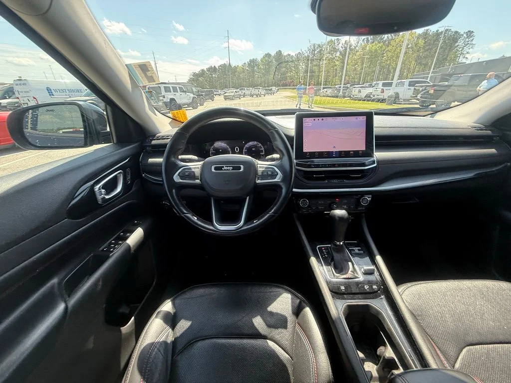 Used 2022 Black Jeep Trailhawk image 13