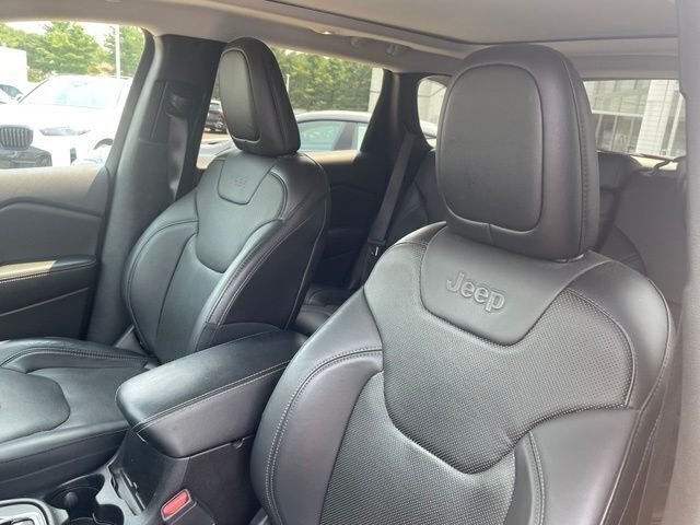 Used 2019 Gray Jeep Limited image 16