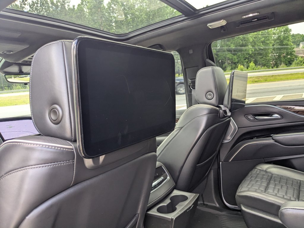 Used 2022 Black Raven Cadillac Premium Luxury Platinum image 26