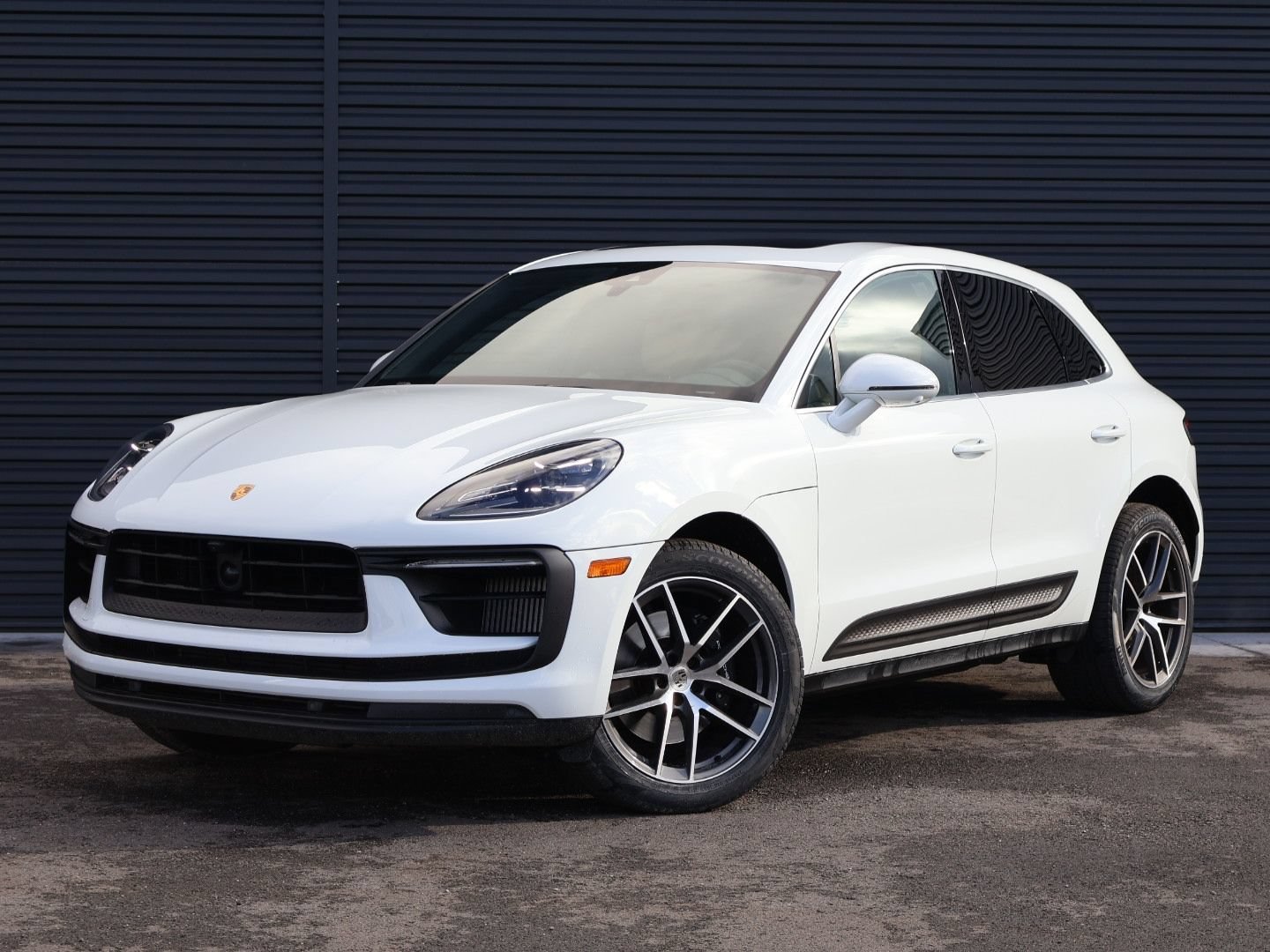 2023 Porsche Macan