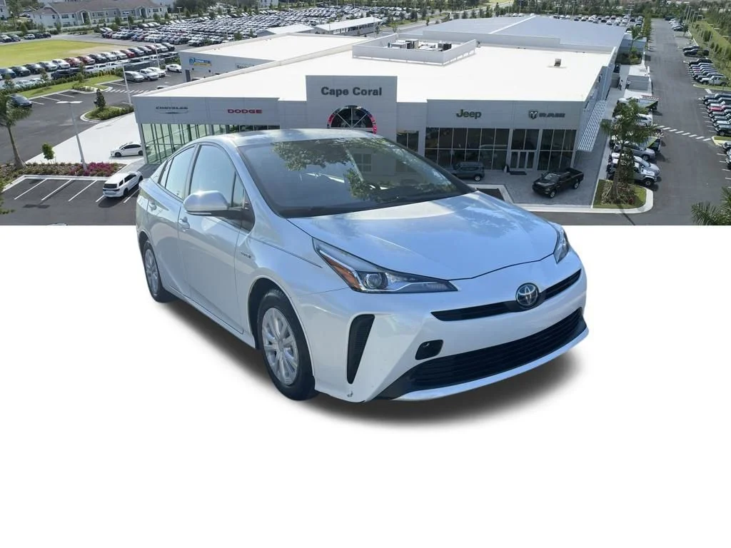 Used 2021 Beige Toyota L image 4