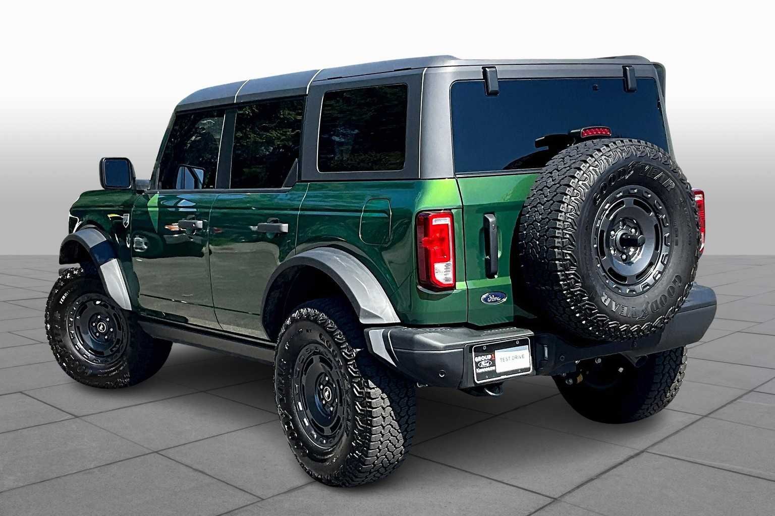Used 2025 Eruption Green Metallic Ford Big Bend image 12