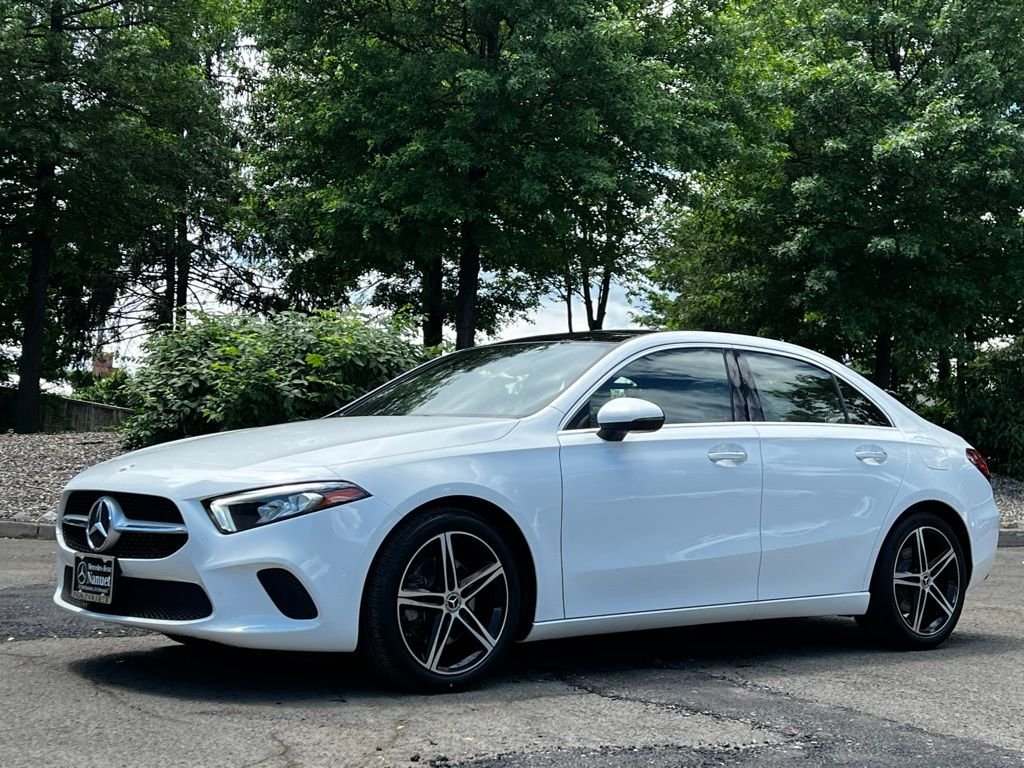2022 Mercedes-Benz A-Class A220 4MATIC's photo
