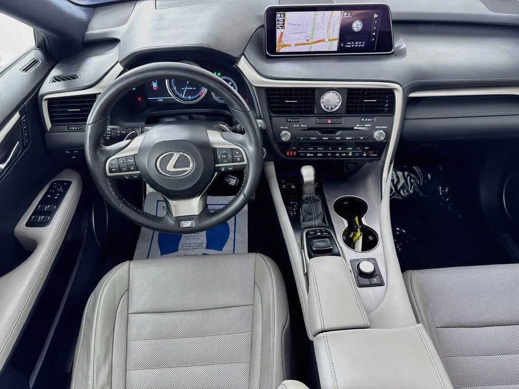 Used 2017 Silver Lexus 350 F Sport image 30