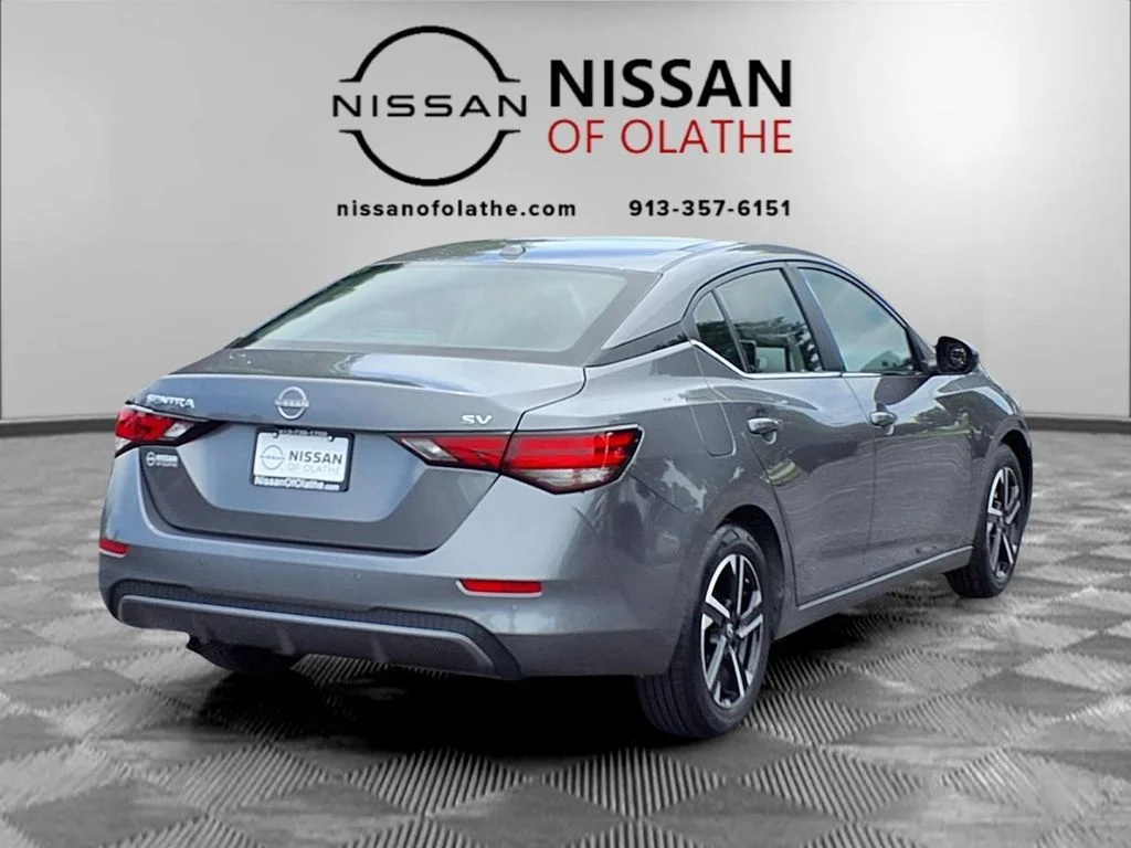 Used 2024 Gray Nissan SV image 26