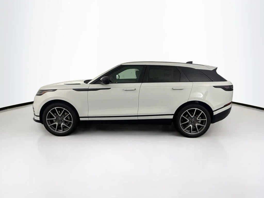 New 2026 Fuji White Land Rover Belgravia Edition image 8