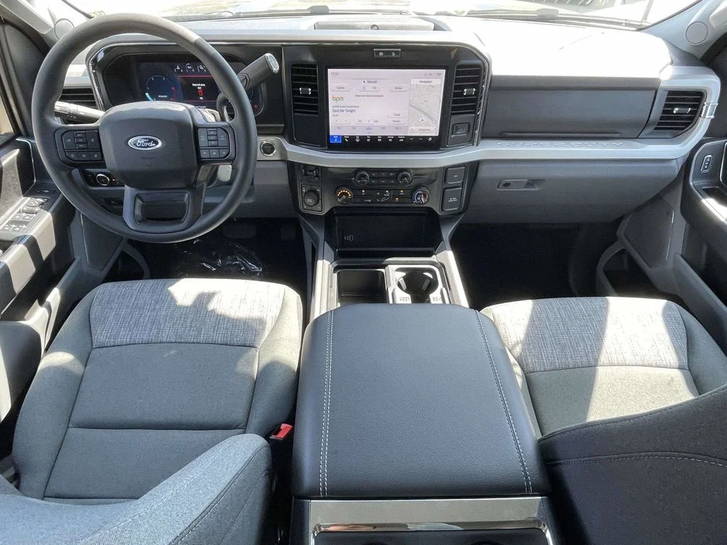 New 2026 Agate Black Metallic Ford XLT image 11