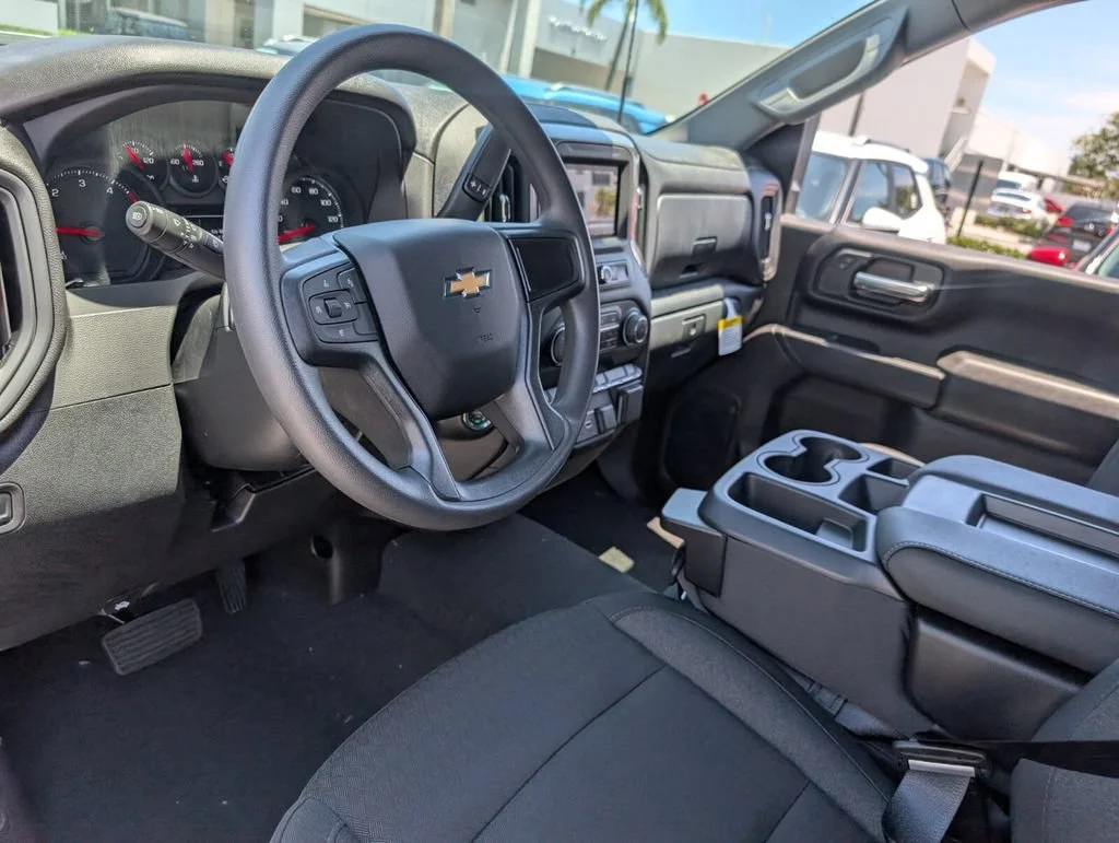 New 2026 Summit White Chevrolet Custom image 6
