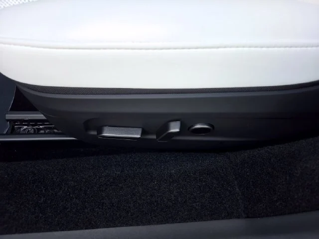 Used 2025 Black Tesla Long Range image 27