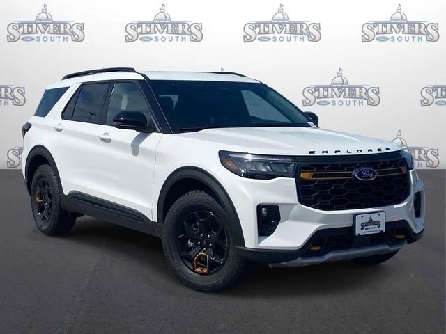 New 2026 White Ford Tremor image 1