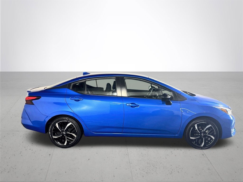 Used 2024 Blue Nissan 1.6 SR image 5