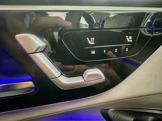 New 2026 Polar White Mercedes-Benz GLC 300 image 20