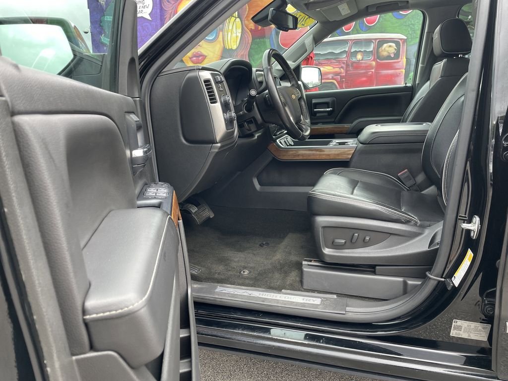 Used 2018 Black Chevrolet High Country image 14