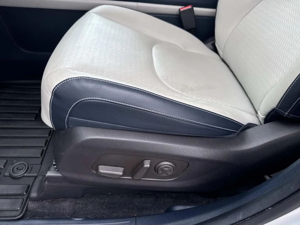 2025 Kia Carnival SX Prestige - Photo 23