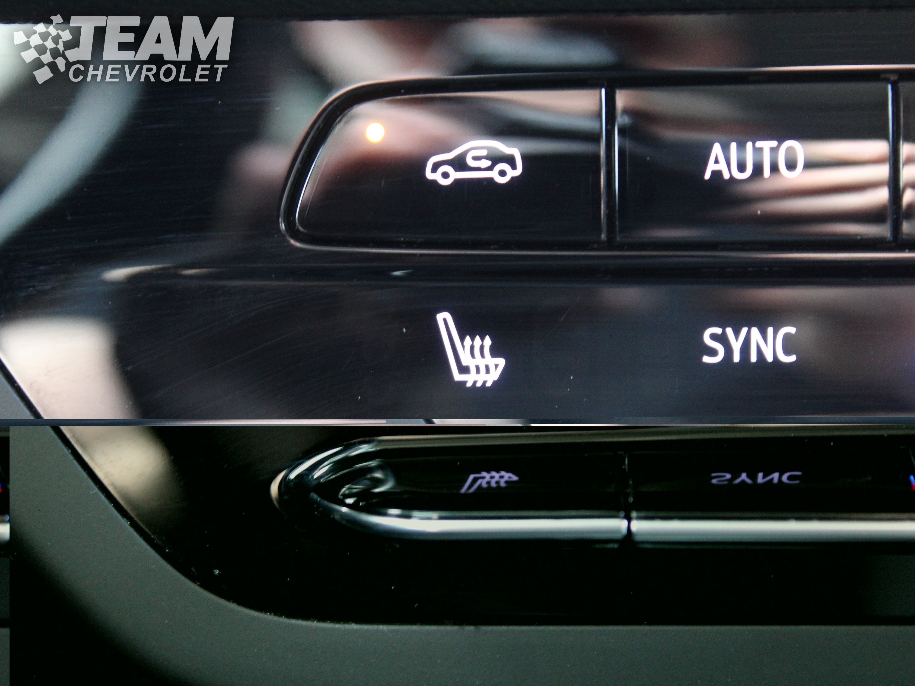 Used 2022 SAPPHIRE METALLIC Buick Essence image 19